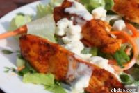 Σαλάτα Κοτόπουλο Μπάφαλο με Σως Μπλε Τυριού