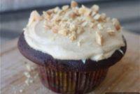Cupcakes Σοκολάτας της Ίνας με Κρέμα Φυστικοβούτυρου