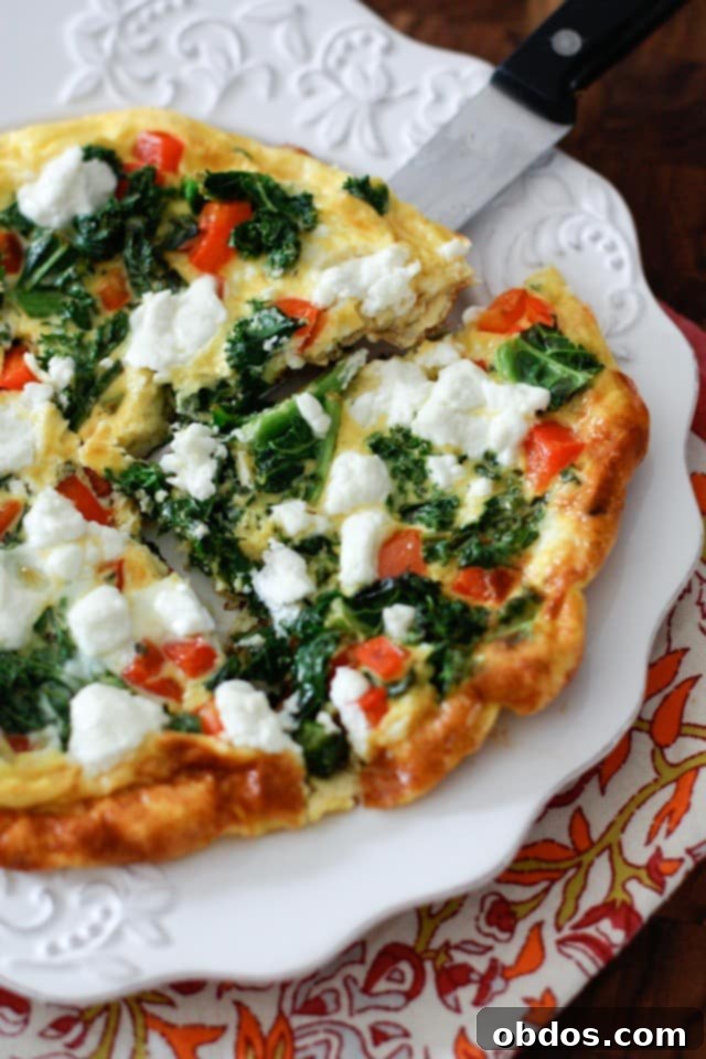 Φριτάτα με Λάχανο (Kale), Κόκκινη Πιπεριά και Κατσικίσιο Τυρί - Ένα υγιεινό και ευέλικτο πιάτο για κάθε γεύμα της ημέρας.