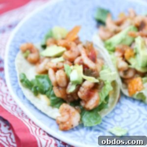 Φωτογραφία από Mango Salsa Shrimp Tacos με Αβοκάντο
