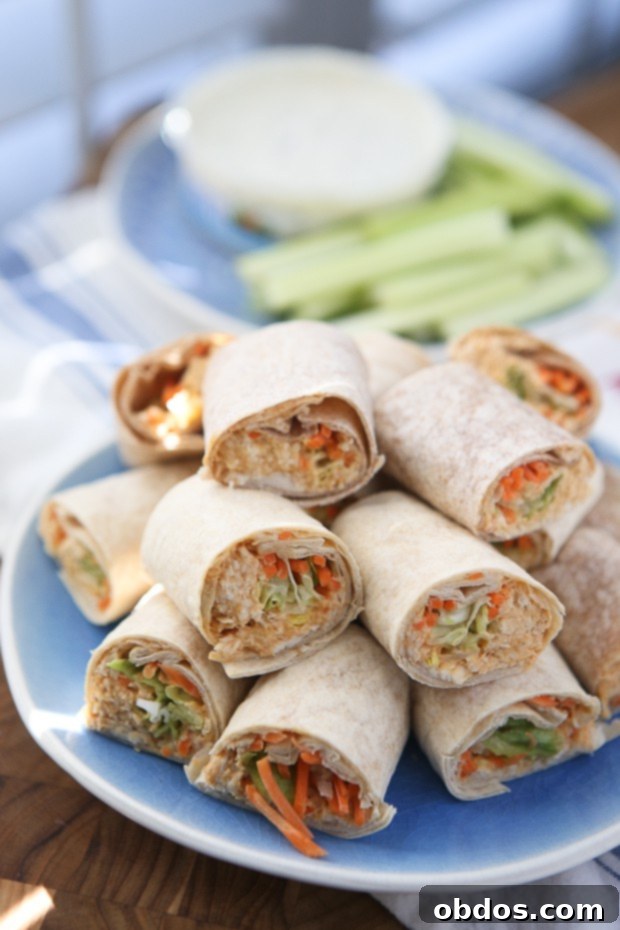 Ρολά κοτοσαλάτας Buffalo Hummus