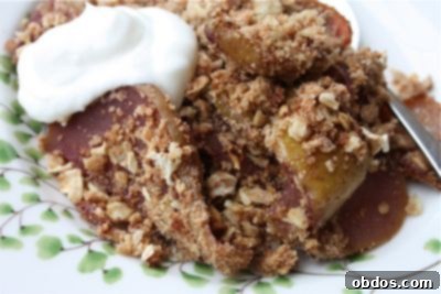 Red Wine Pear Crisp with Spiced Streusel
