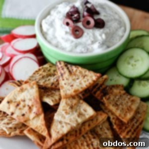 Ντιπ Φέτας με Ελιές Καλαμάτας και Τσιπς Πίτας Λεμονιού & Πιπεριού | AggiesKitchen.com