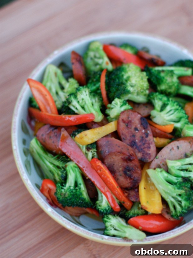 Αυτό το Ιταλικό Stir Fry είναι γεμάτο λαχανικά και γρήγορο στην παρασκευή του για ένα καθημερινό γεύμα. Σερβίρετε πάνω από καστανό ρύζι ή κινόα με λίγη καυτερή σάλτσα!